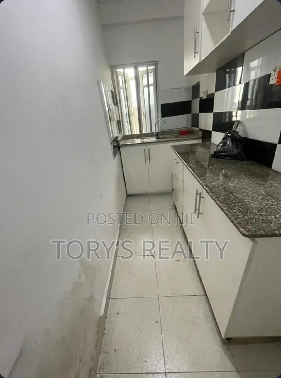 Mini Flat in Lekki Phase 1 for rent