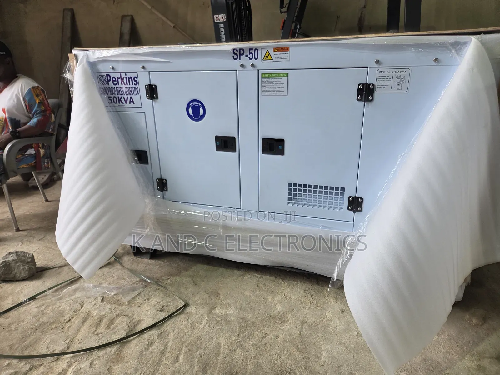 Original Perkins 50kVA Soundproof Diesel Generator for Business