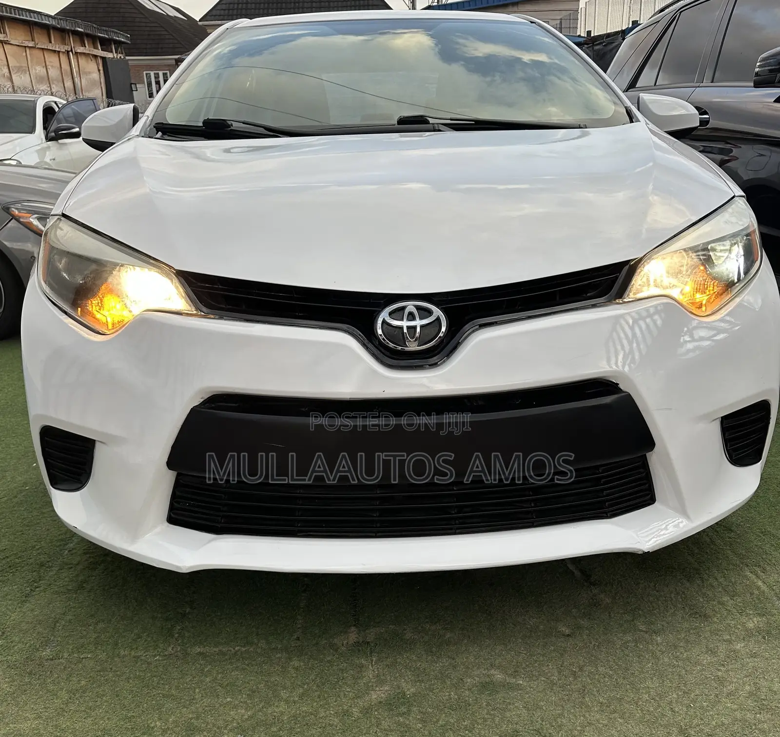 Toyota Corolla S Plus 4dr Sedan (1.8L 4cyl CVT) 2014 White