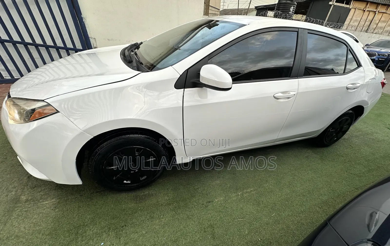 Toyota Corolla S Plus 4dr Sedan (1.8L 4cyl CVT) 2014 White