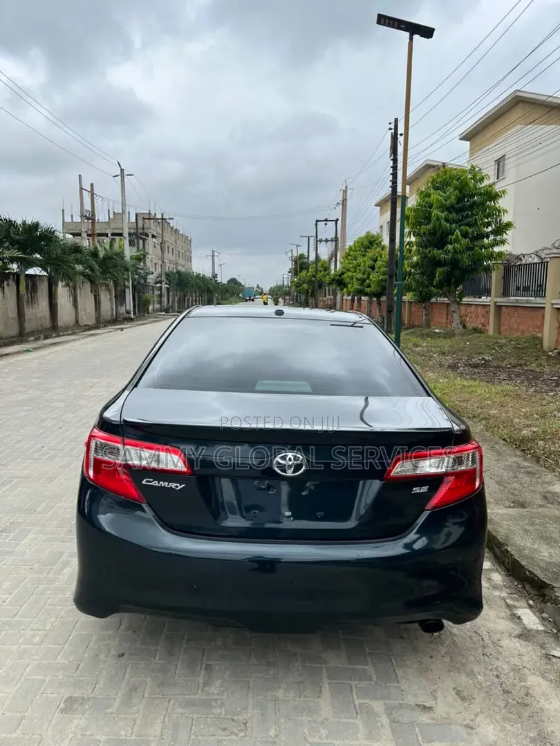 Toyota Camry 2014 Gray