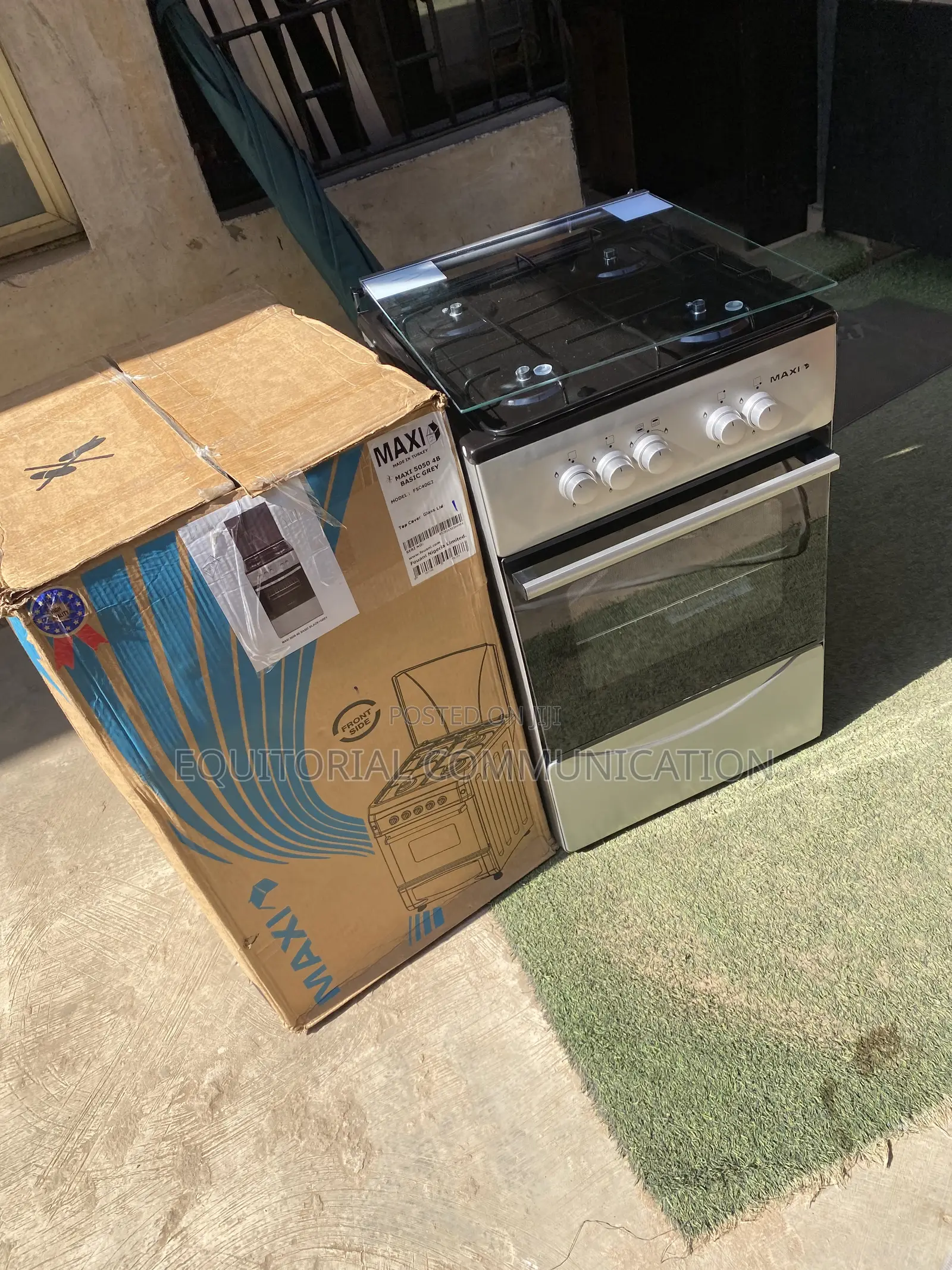 MAXI 50x50cm 4-Burner Gas Kitchen Cooker With Baking Oven FSC40G2