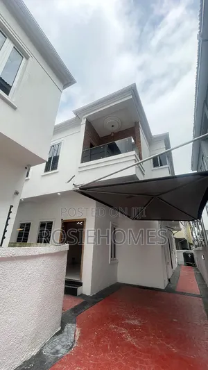 4bdrm Duplex in Oral Estate, Chevron for sale