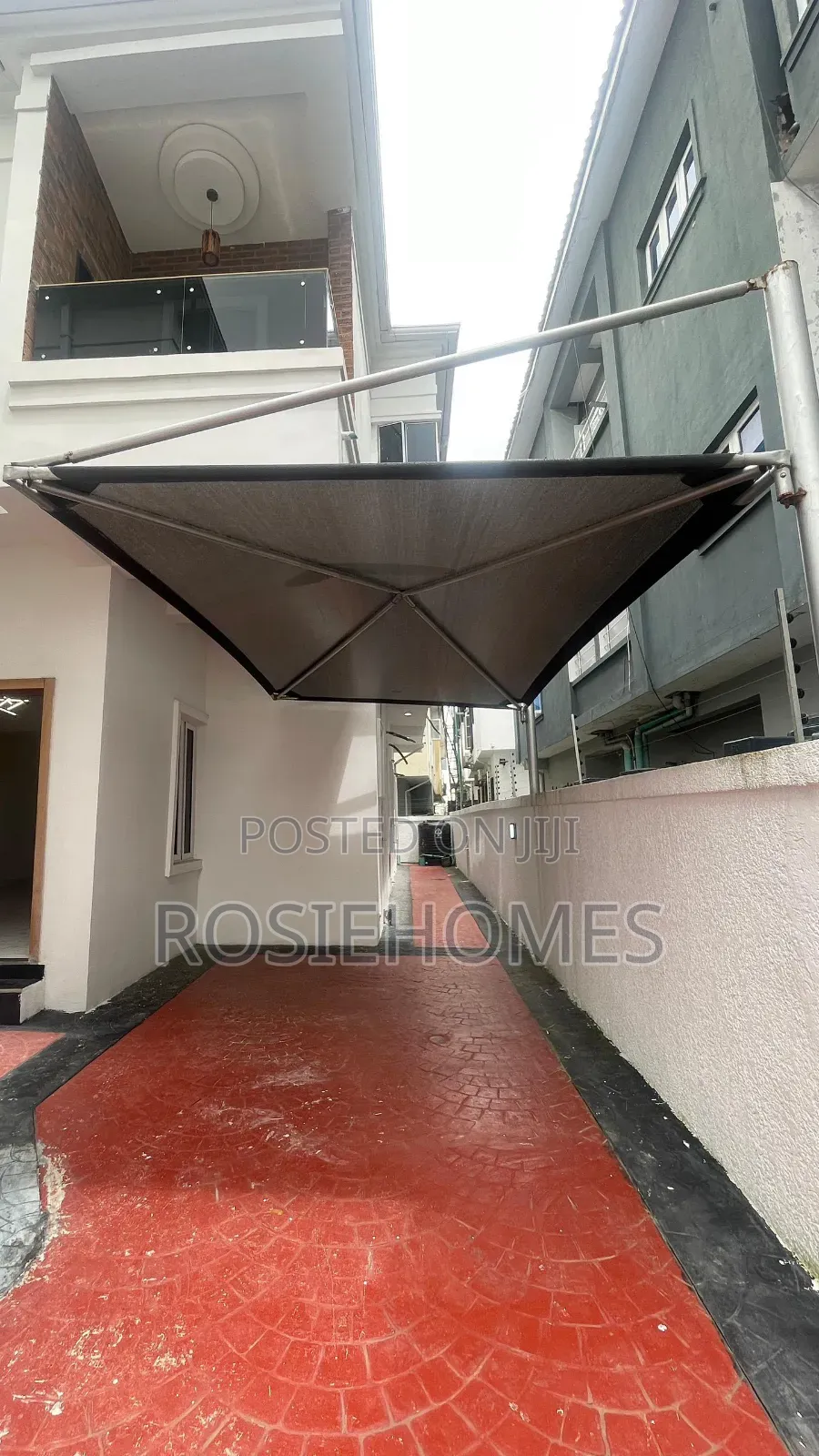 4bdrm Duplex in Oral Estate, Chevron for sale