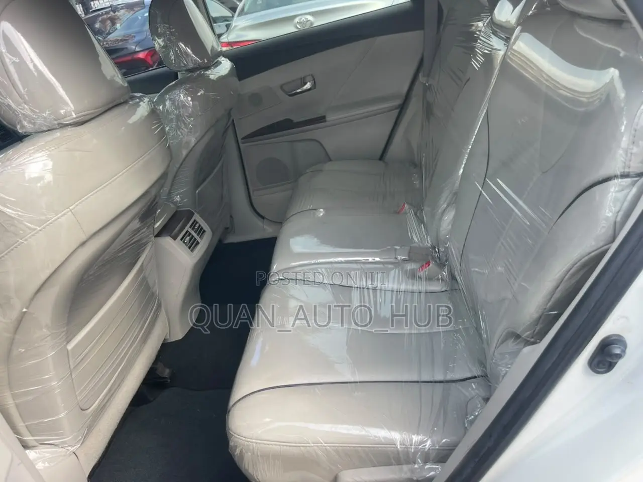 Toyota Venza AWD 2011 White