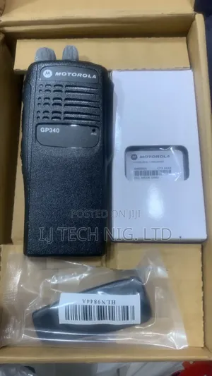 GP340 Motorola Walkie-Talkie Radio
