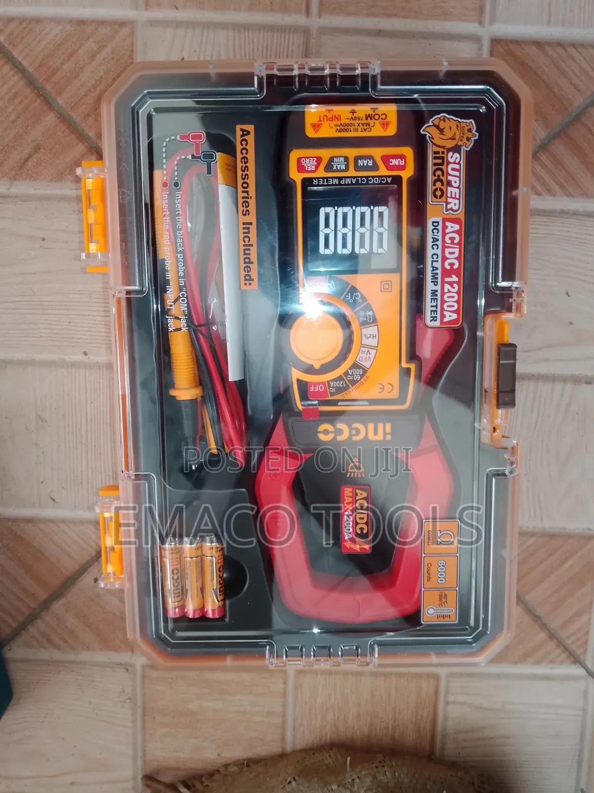 AC/DC Clamp Meter