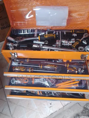 Socket and Ratchet Wrench Set