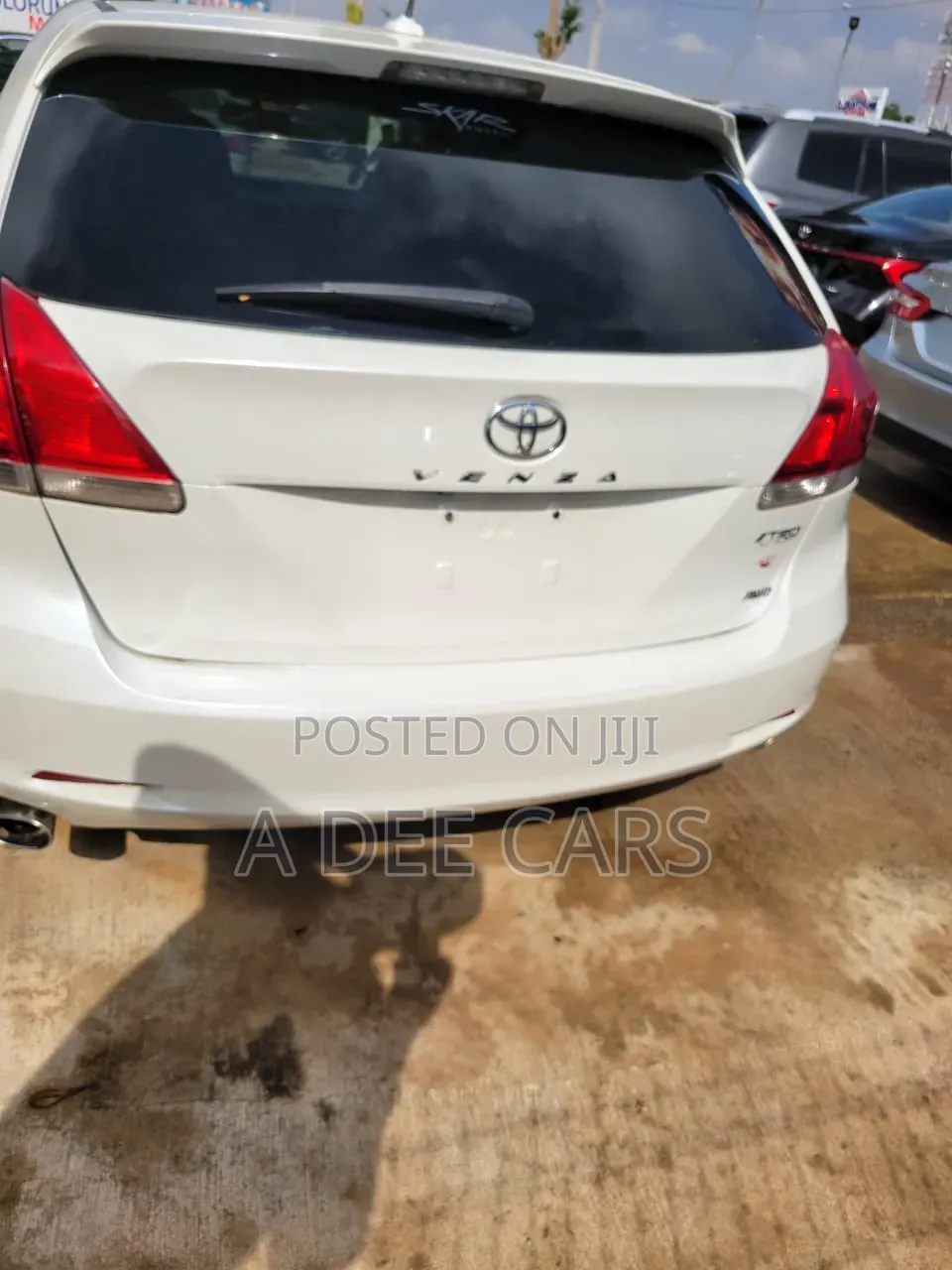 Toyota Venza Limited 2011 White