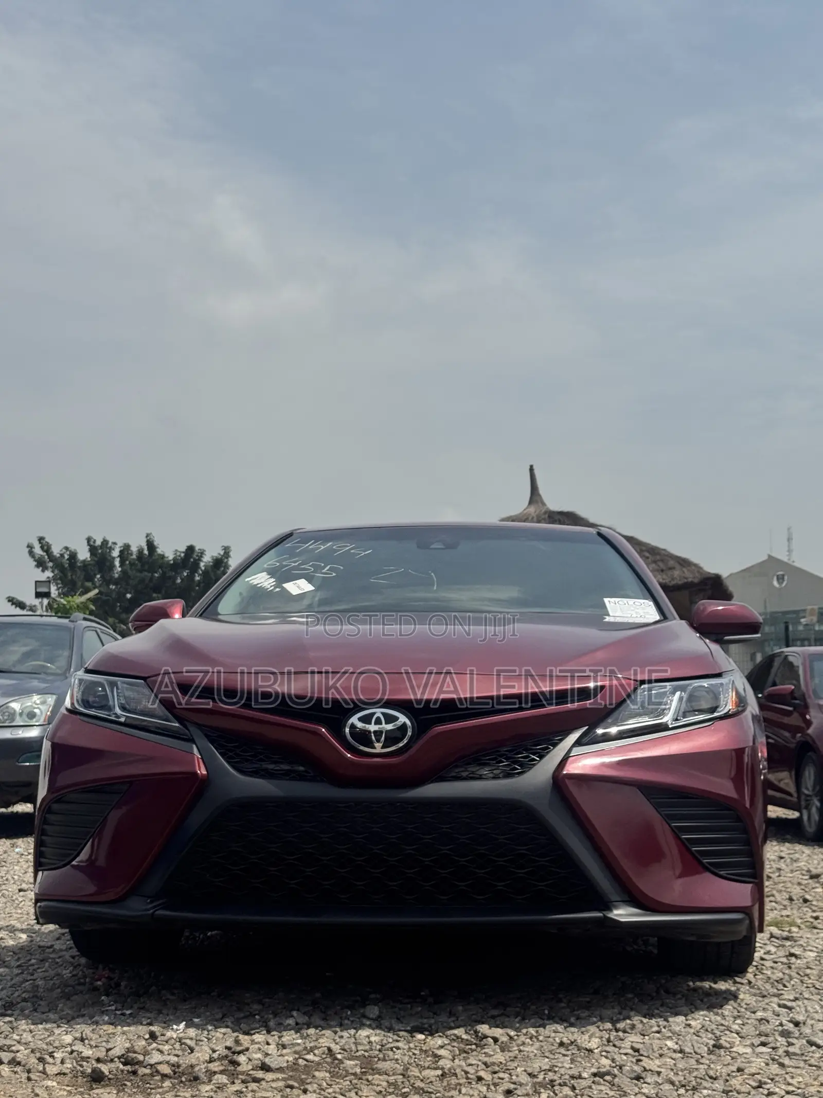 Toyota Camry SE FWD (2.5L 4cyl 8AM) 2018 Red