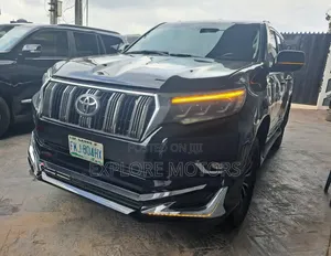 Toyota Land Cruiser Prado 2023 Black