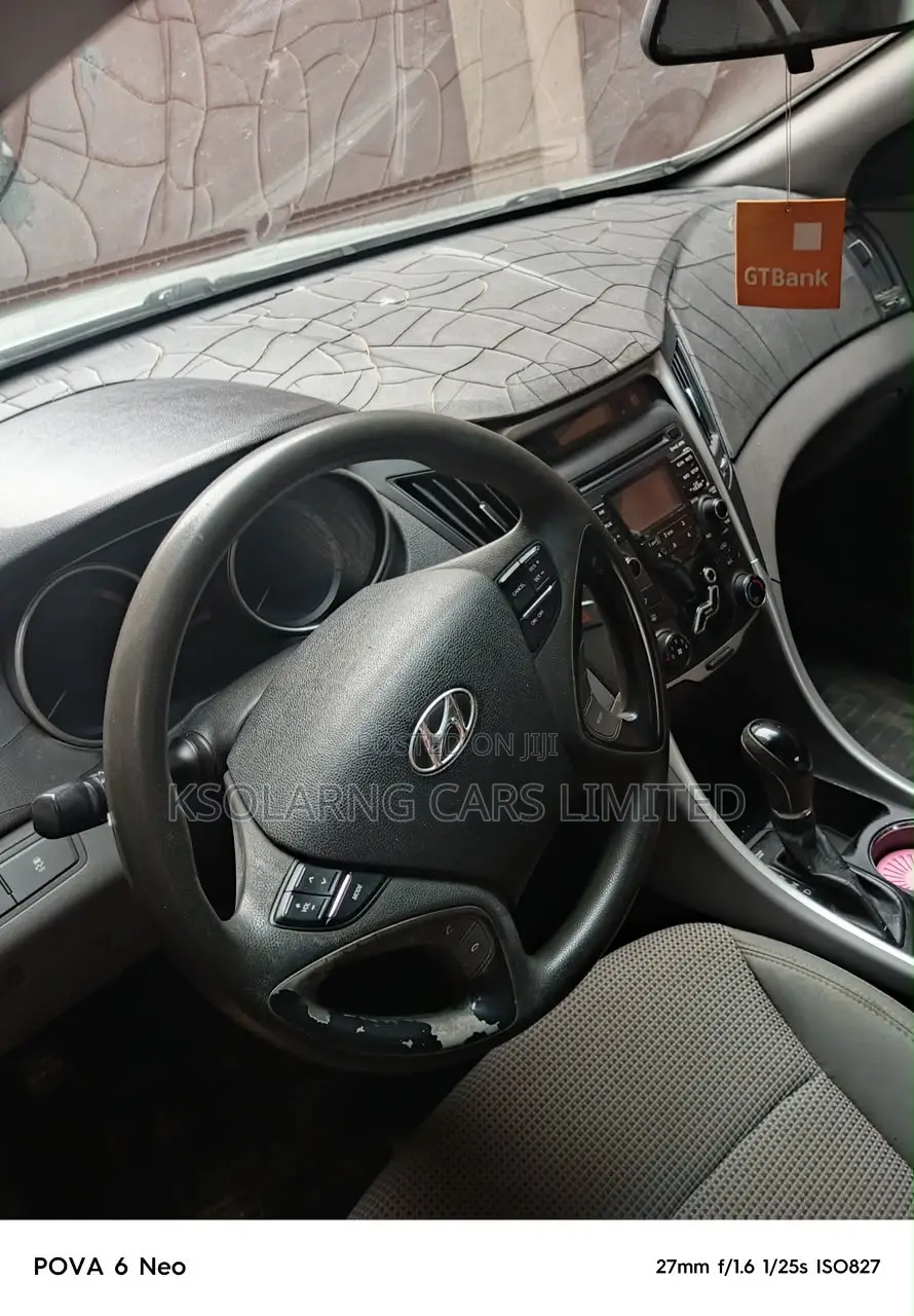 Hyundai Sonata 2011 Blue