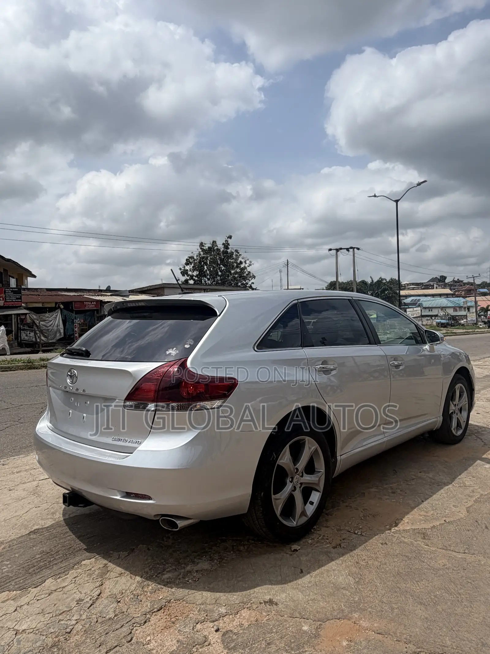 Toyota Venza XLE 4dr Wagon (3.5L 6cyl 6A) 2014 Silver