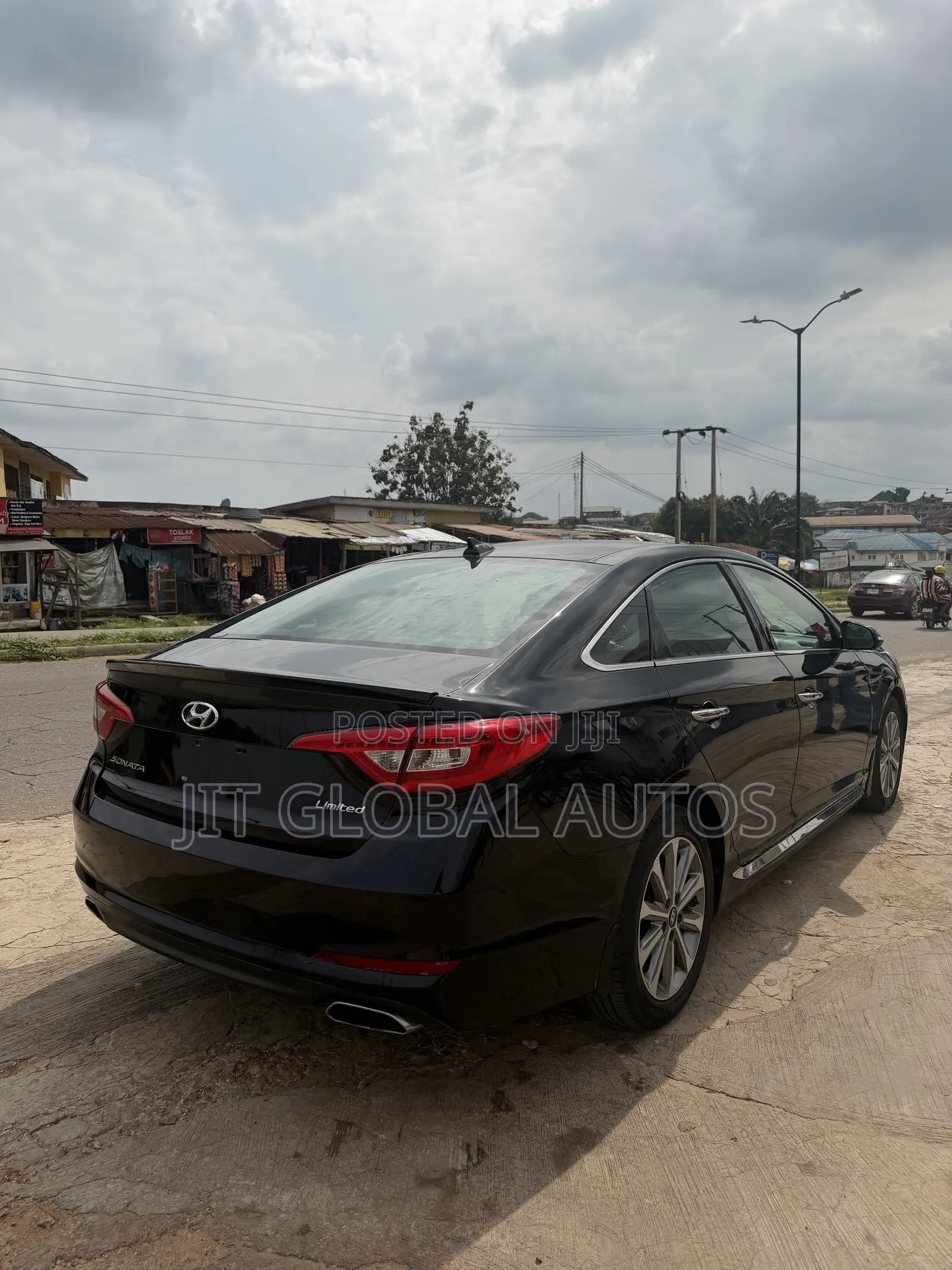 Hyundai Sonata Limited Sedan FWD (2.4L 4cyl 6A) 2016 Black