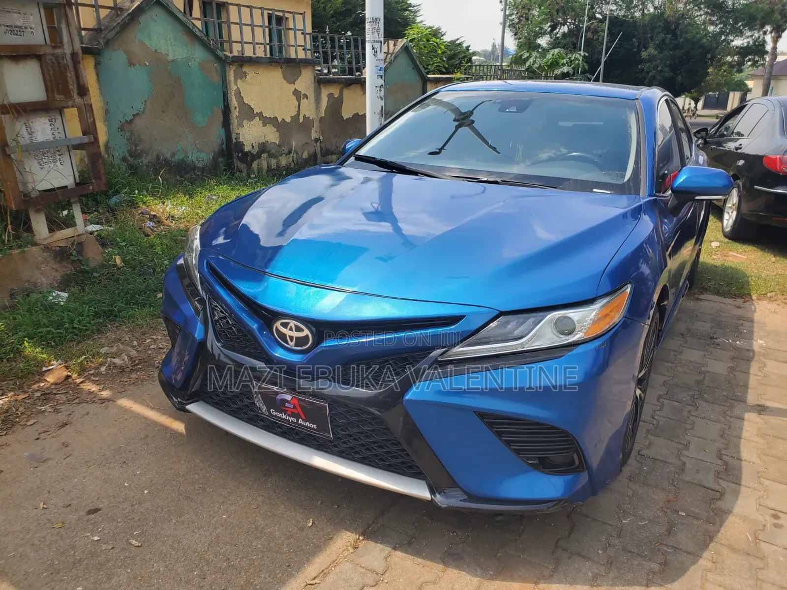 Toyota Camry 2018 Blue