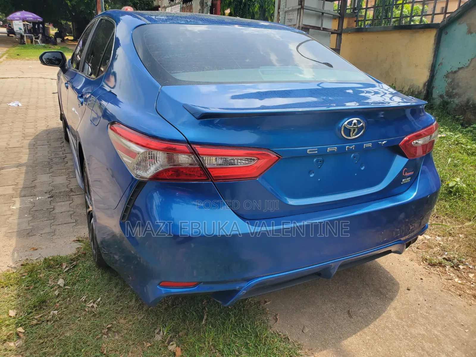 Toyota Camry 2018 Blue