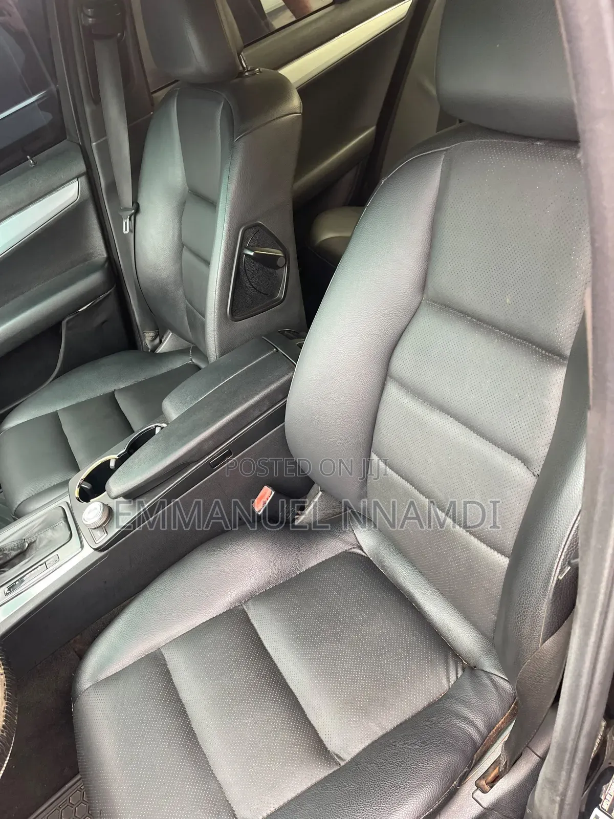 Mercedes-Benz C300 Luxury 4Matic Sedan AWD (3.0L 6cyl 7A) 2010 Black
