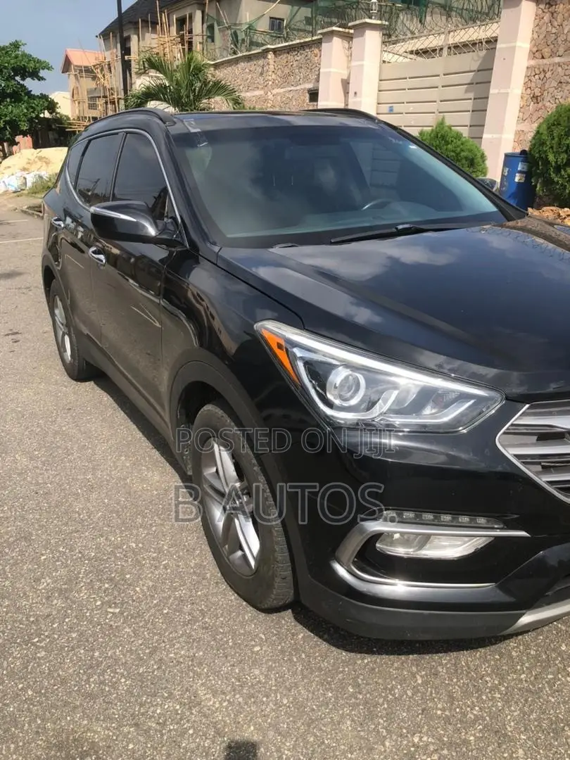 Hyundai Santa Fe Limited AWD 2017 Black