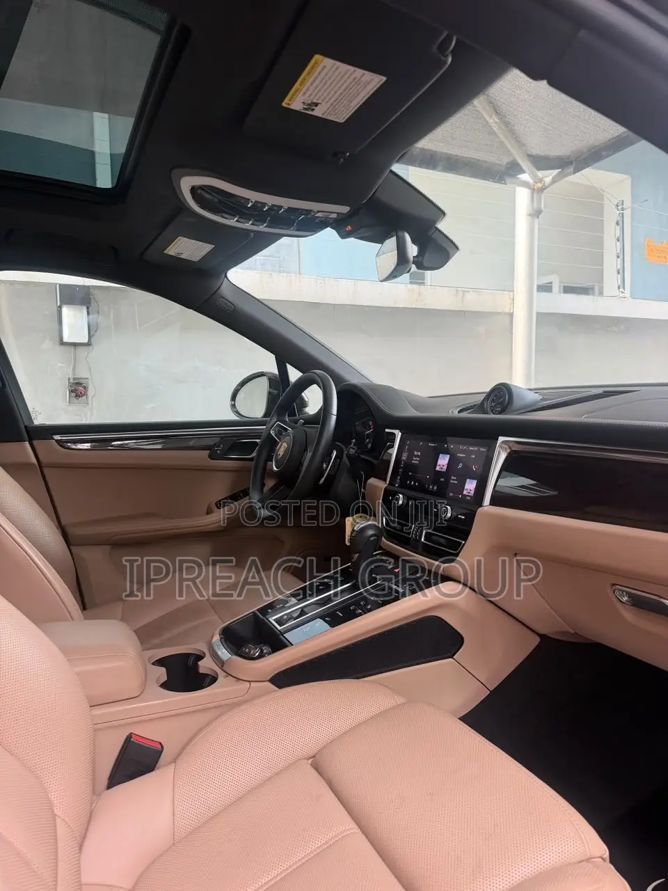 Porsche Macan GTS AWD 2025 Burgundy
