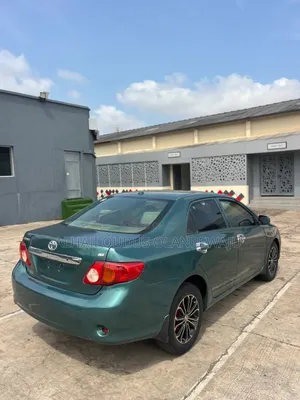 Toyota Corolla LE 4dr Sedan (1.8L 4cyl 4A) 2010 Green