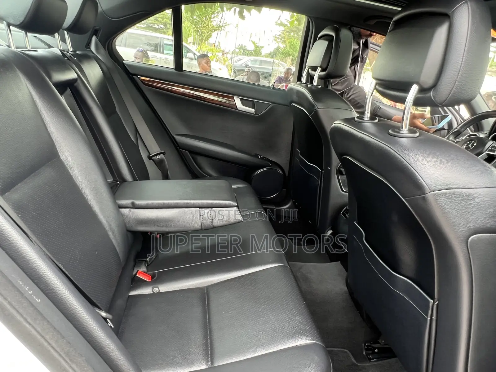Mercedes-Benz C300 Sport 4Matic Sedan AWD (3.5L 6cyl 7A) 2013 White
