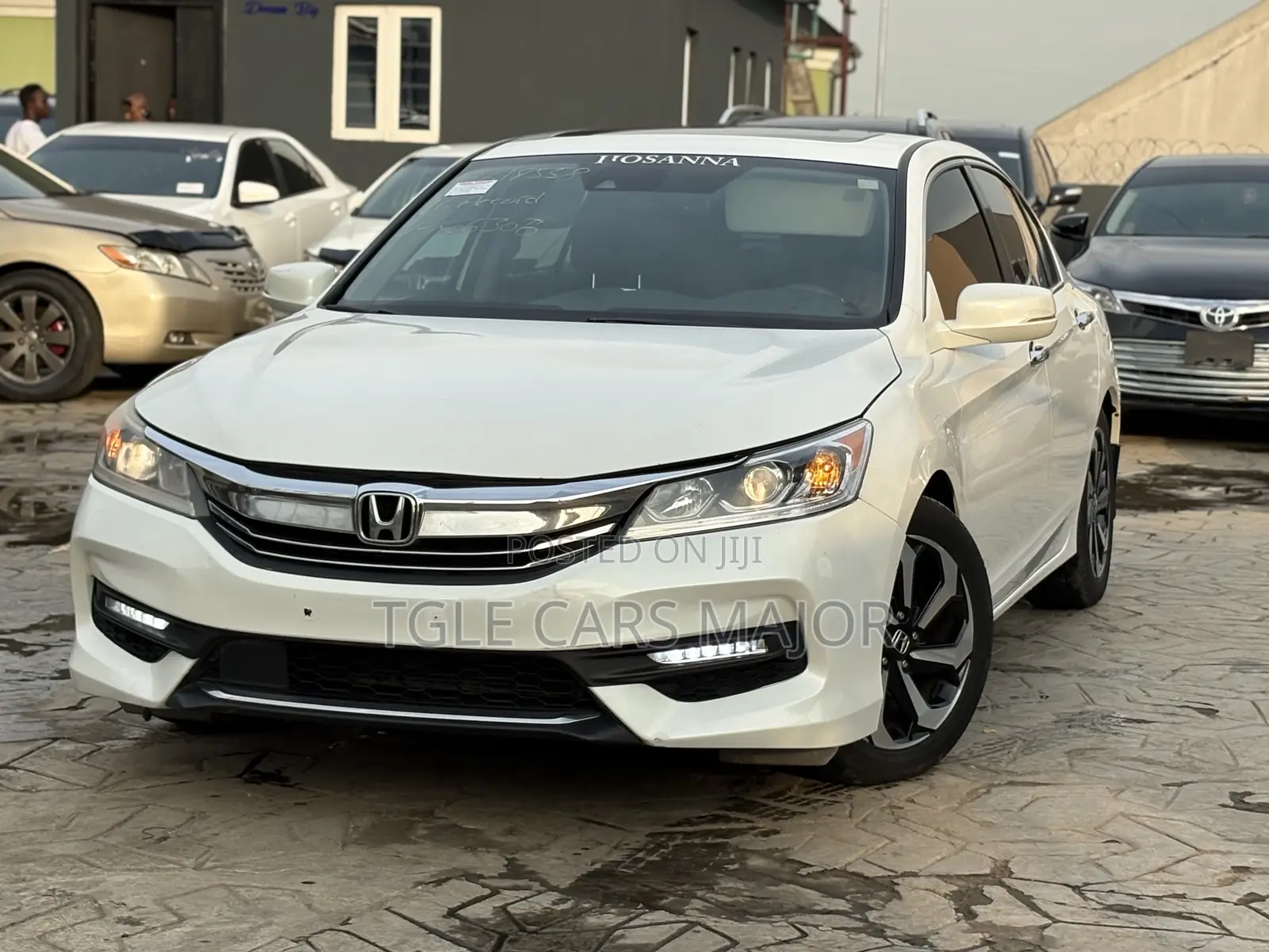 Honda Accord EX-L 4dr Sedan FWD (2.4L 4cyl 2A) 2016 White