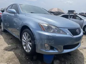 Lexus IS 250 2010 Blue