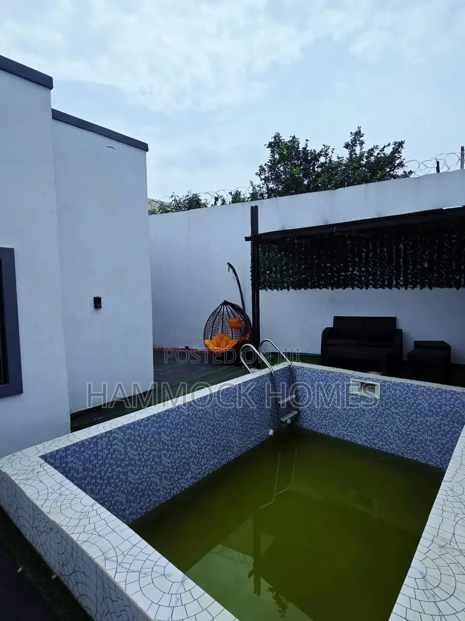 Furnished 3bdrm Bungalow in Gazal Estate, Idishin for sale