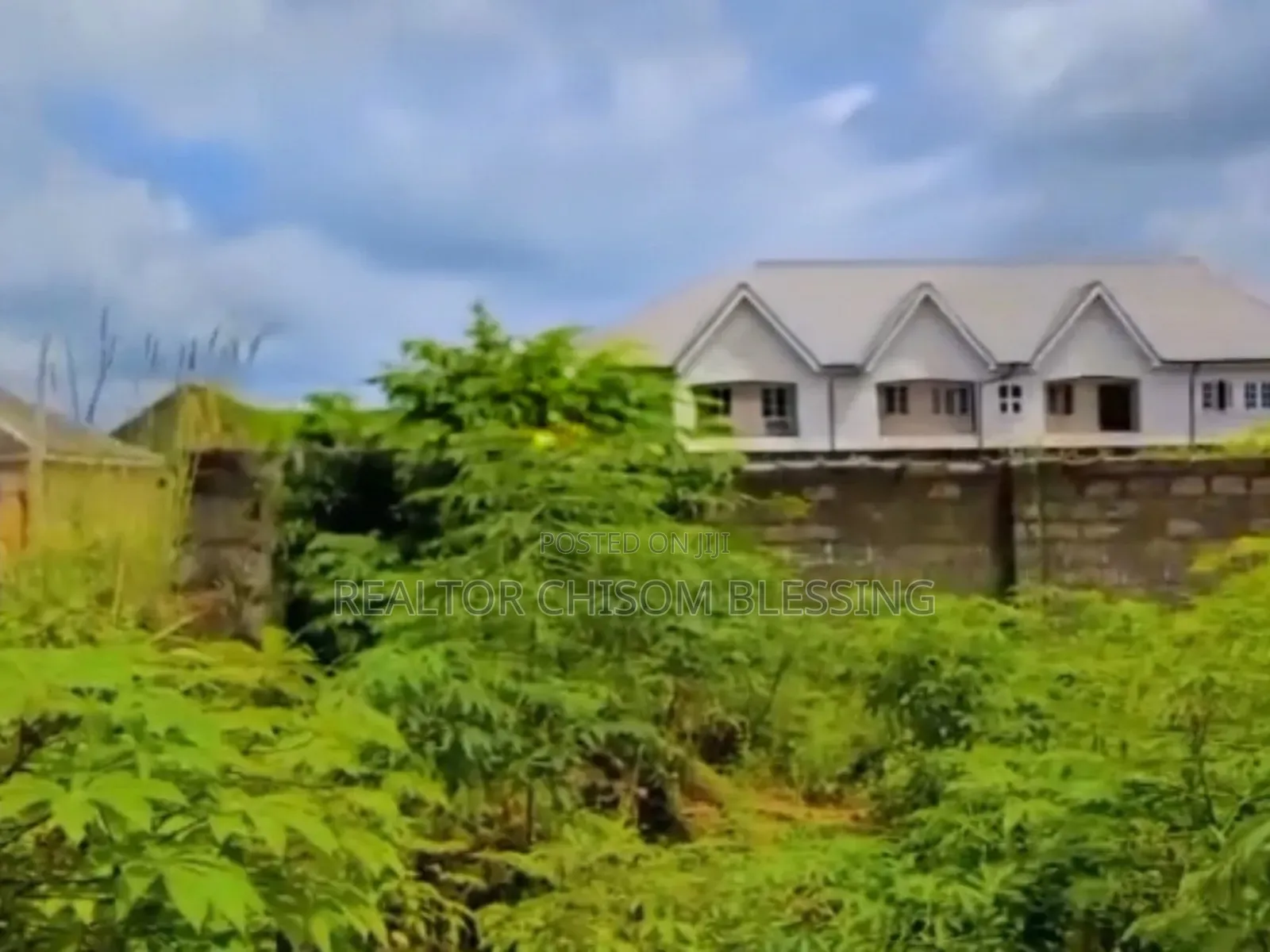 Fully Fenced and Gated 2 Plots in Amakama Federal Housing