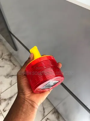 Solar Traffic Signal Beacon Light