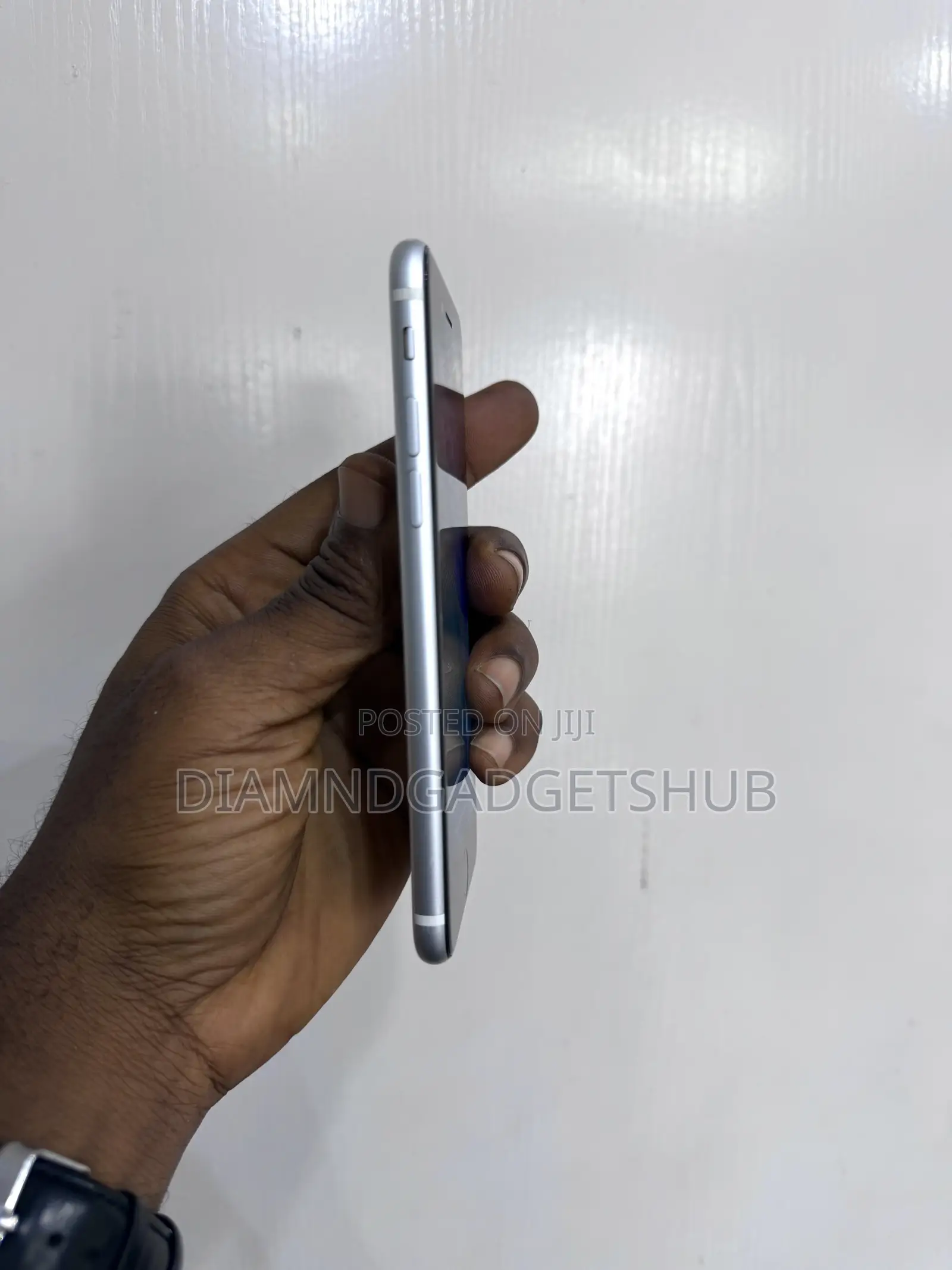 Apple iPhone SE (2022) 64 GB White