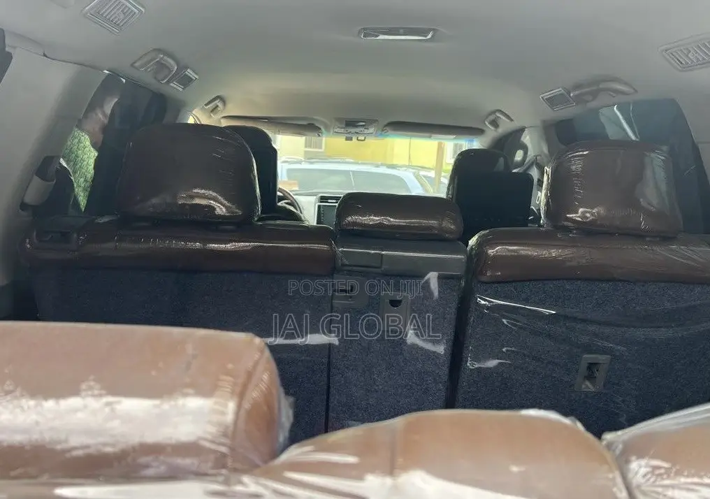 Toyota Land Cruiser Prado 2012 Black