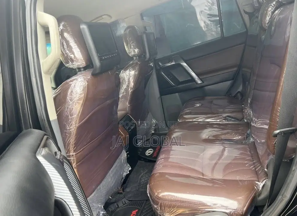 Toyota Land Cruiser Prado 2012 Black