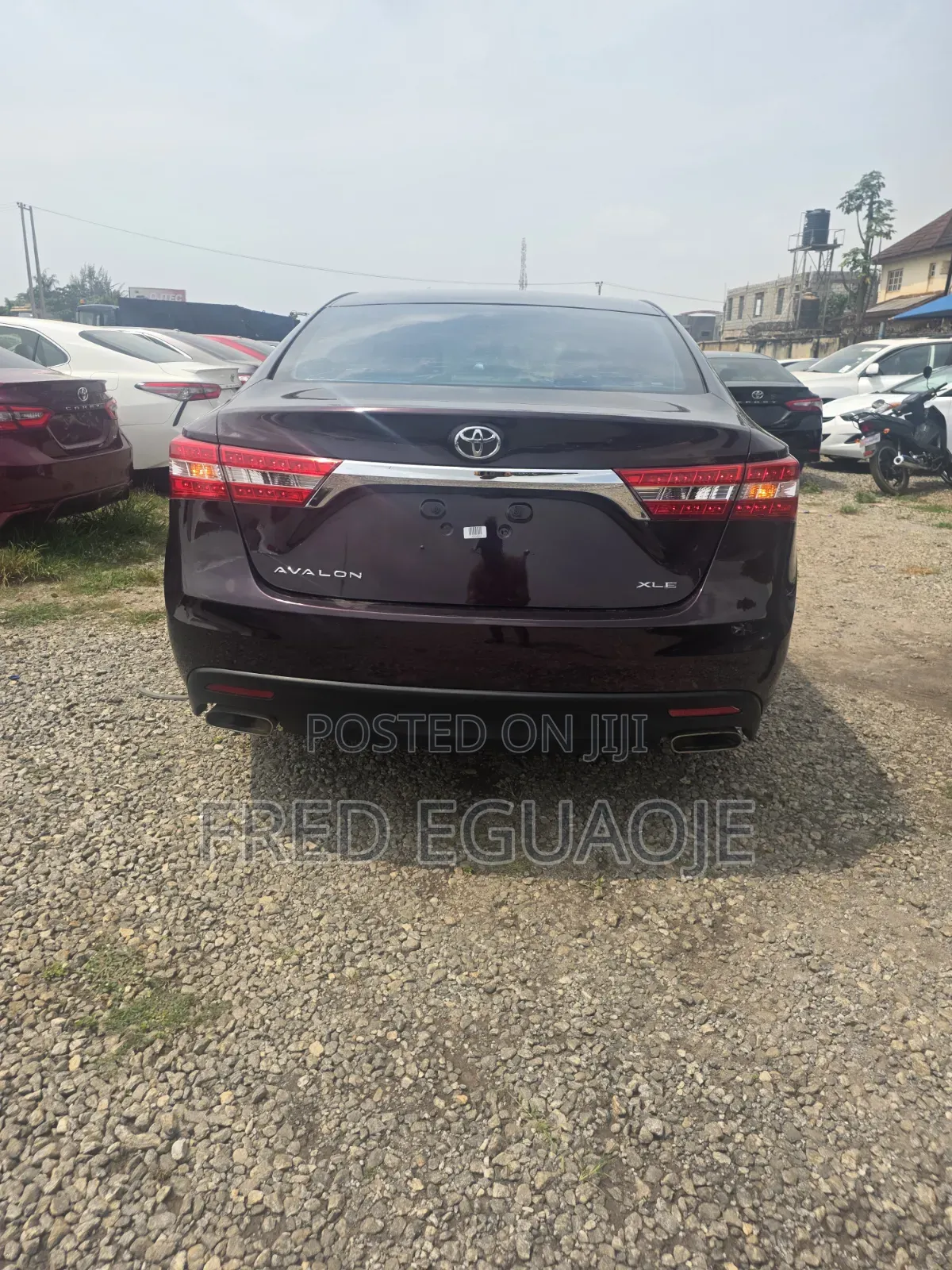 Toyota Avalon XLE Sedar FWD (3.5L 6cyl 6A) 2013 Red