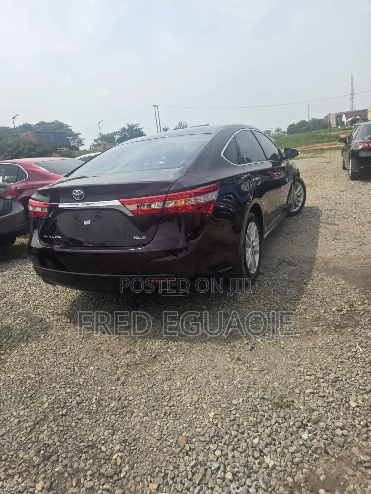Toyota Avalon XLE Sedar FWD (3.5L 6cyl 6A) 2013 Red
