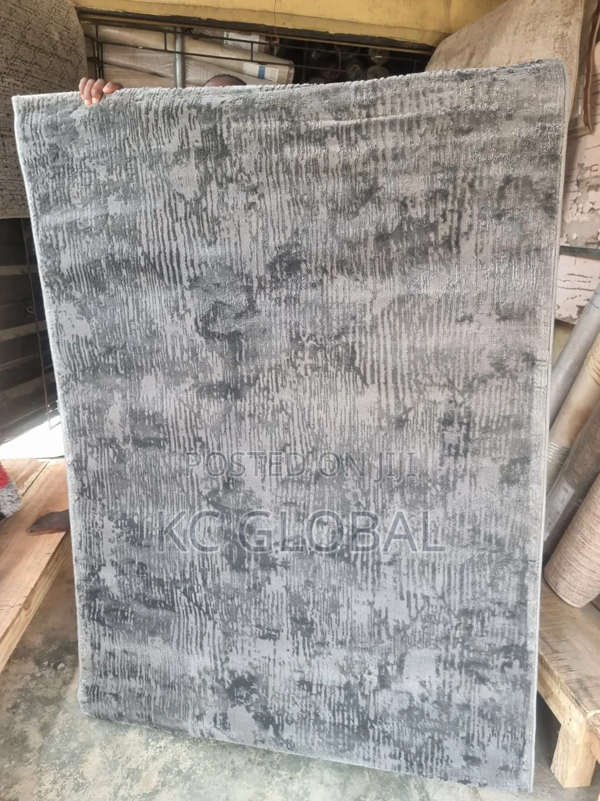 Center Rug.10 by 13 High Quality Smooth Center Rug Available in Bulk