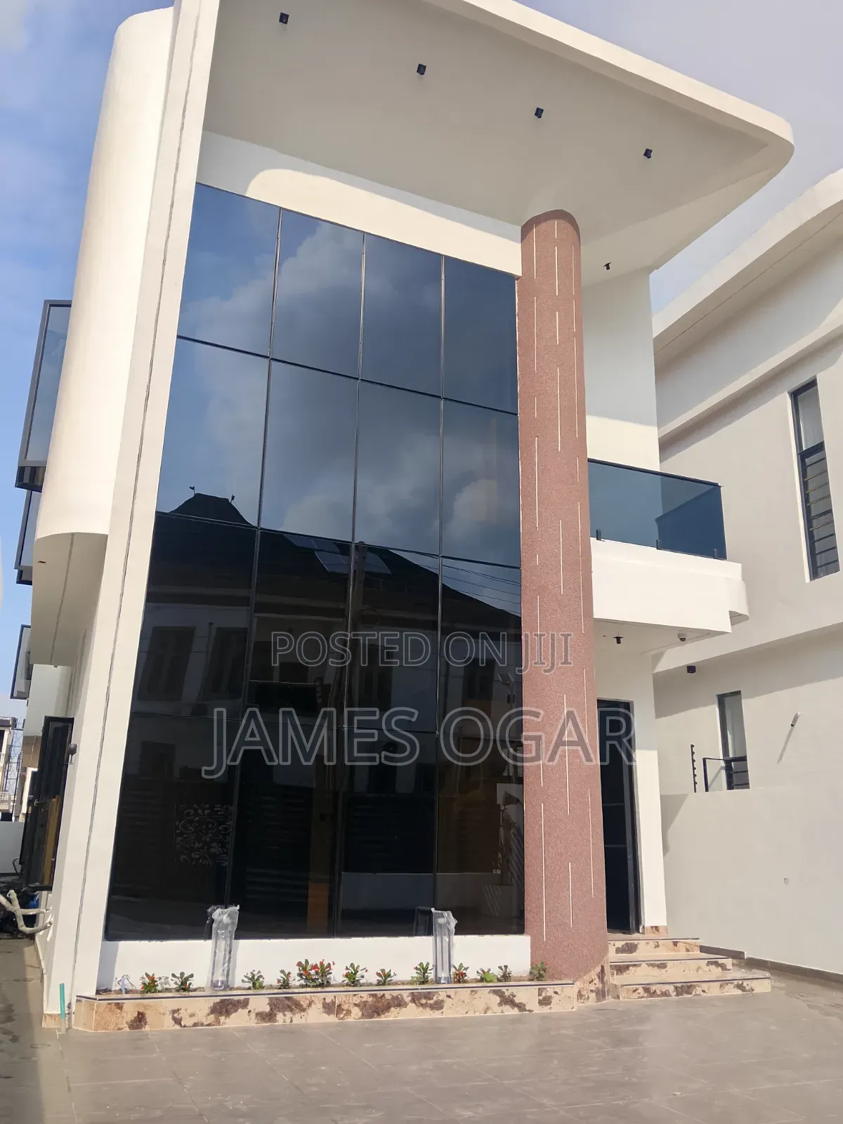 5bdrm Duplex in Royal Pines, Lekki Expressway for sale