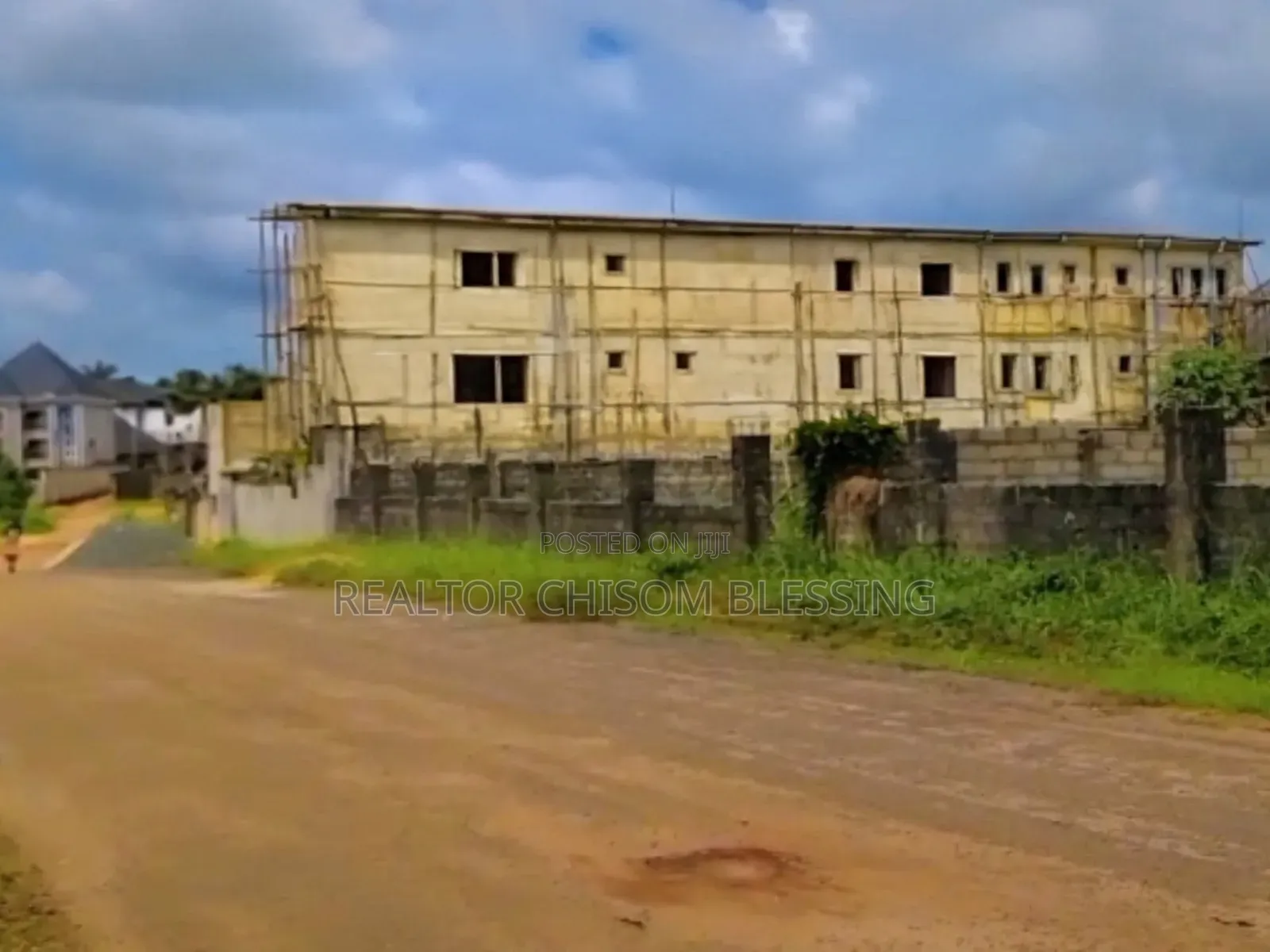 5 Plots Buy and Develop in Amakama Federal Housing for Sale