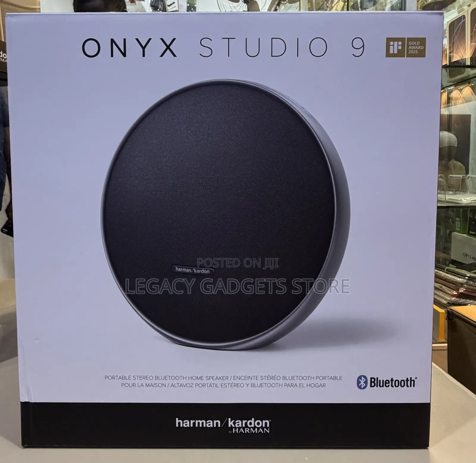 Onyx Studio 9