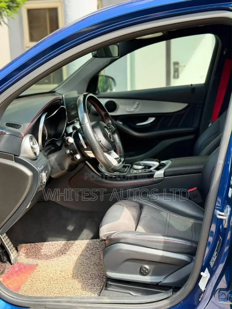 Mercedes-Benz GLC-Class 2018 Blue
