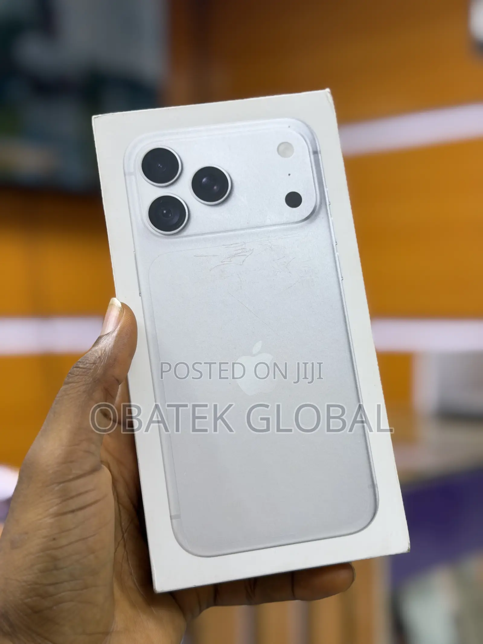 New Apple iPhone 18 Pro Max 256 GB Silver