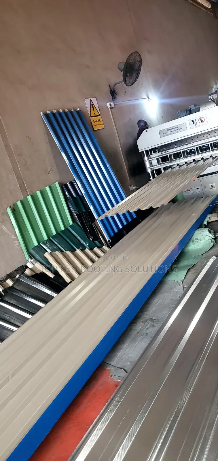 Affordable 0.50mm Grey Longspan Roofing Sheets