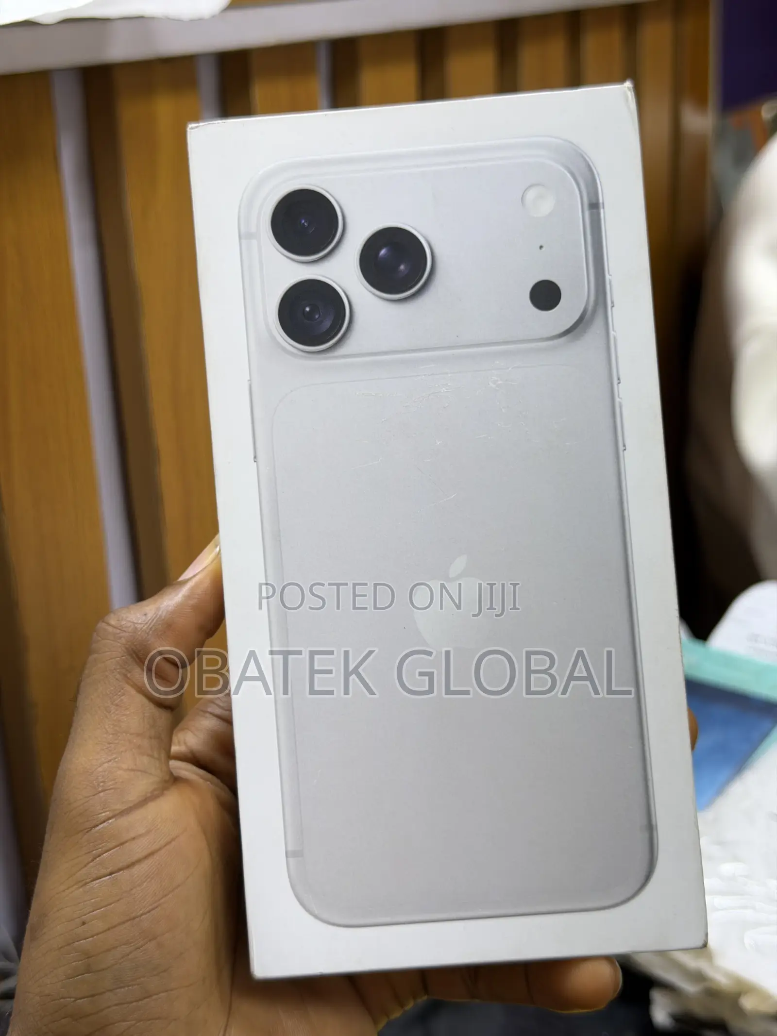 New Apple iPhone 18 Pro Max 256 GB White