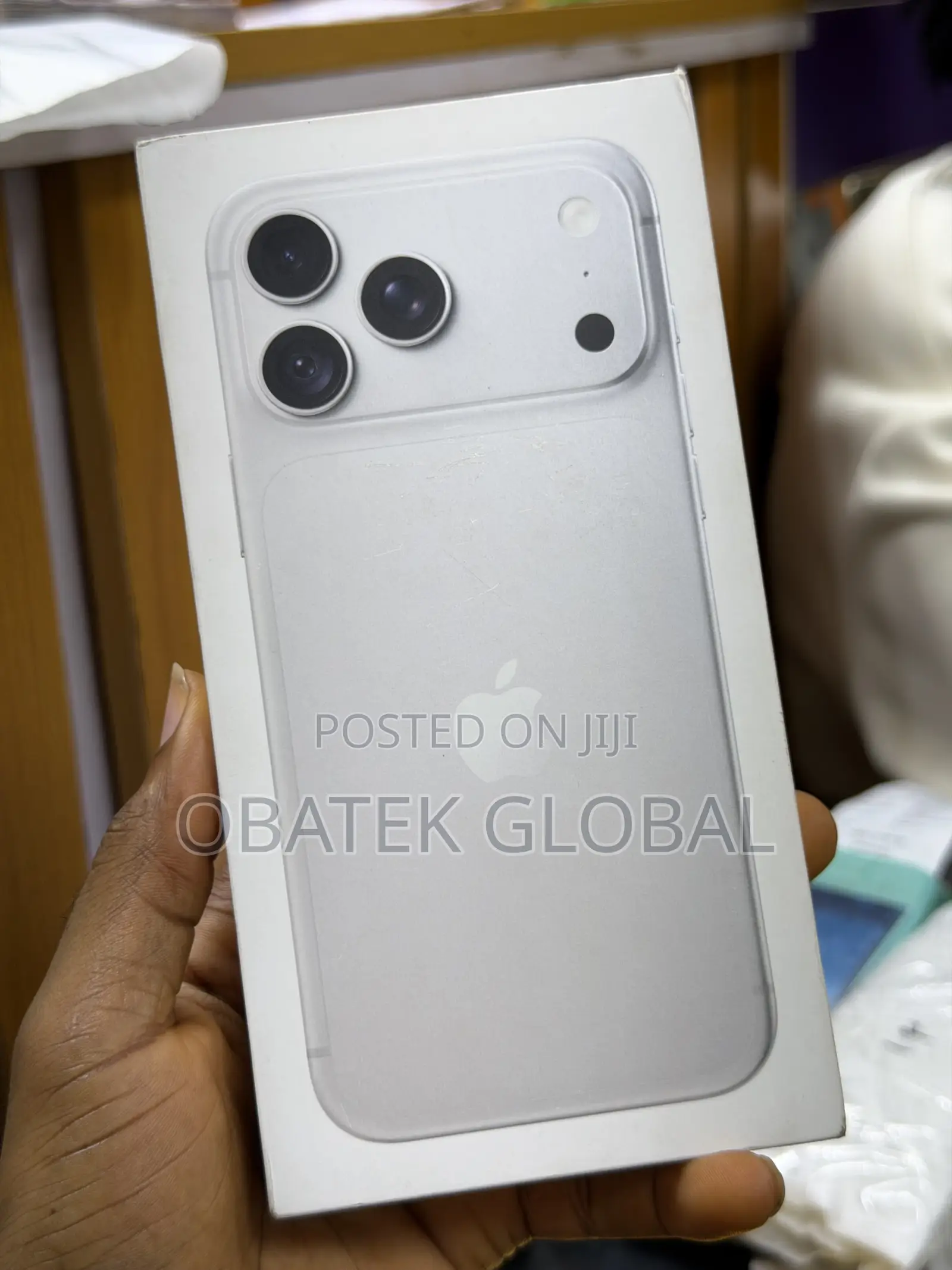 New Apple iPhone 18 Pro Max 256 GB White