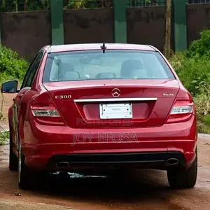 Mercedes-Benz C300 Luxury 4Matic Sedan AWD (3.0L 6cyl 7A) 2010 Red