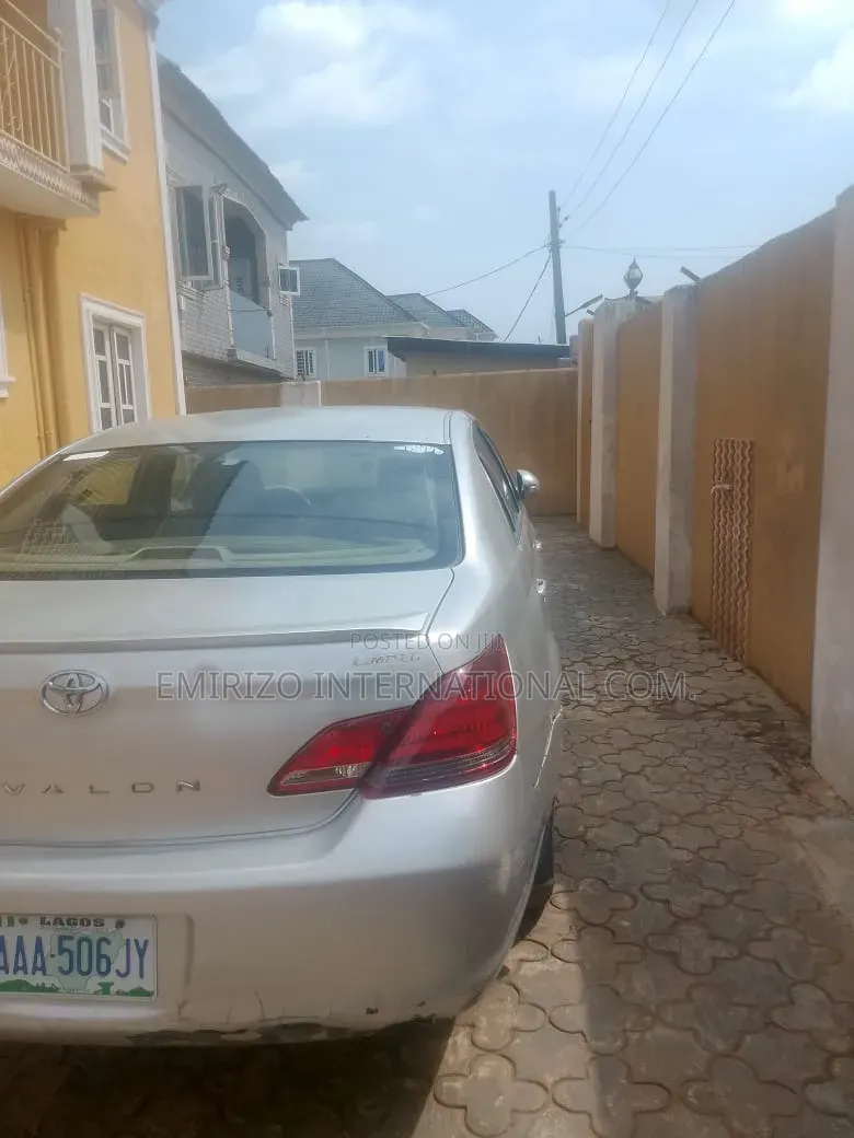 Toyota Avalon 2008 Silver