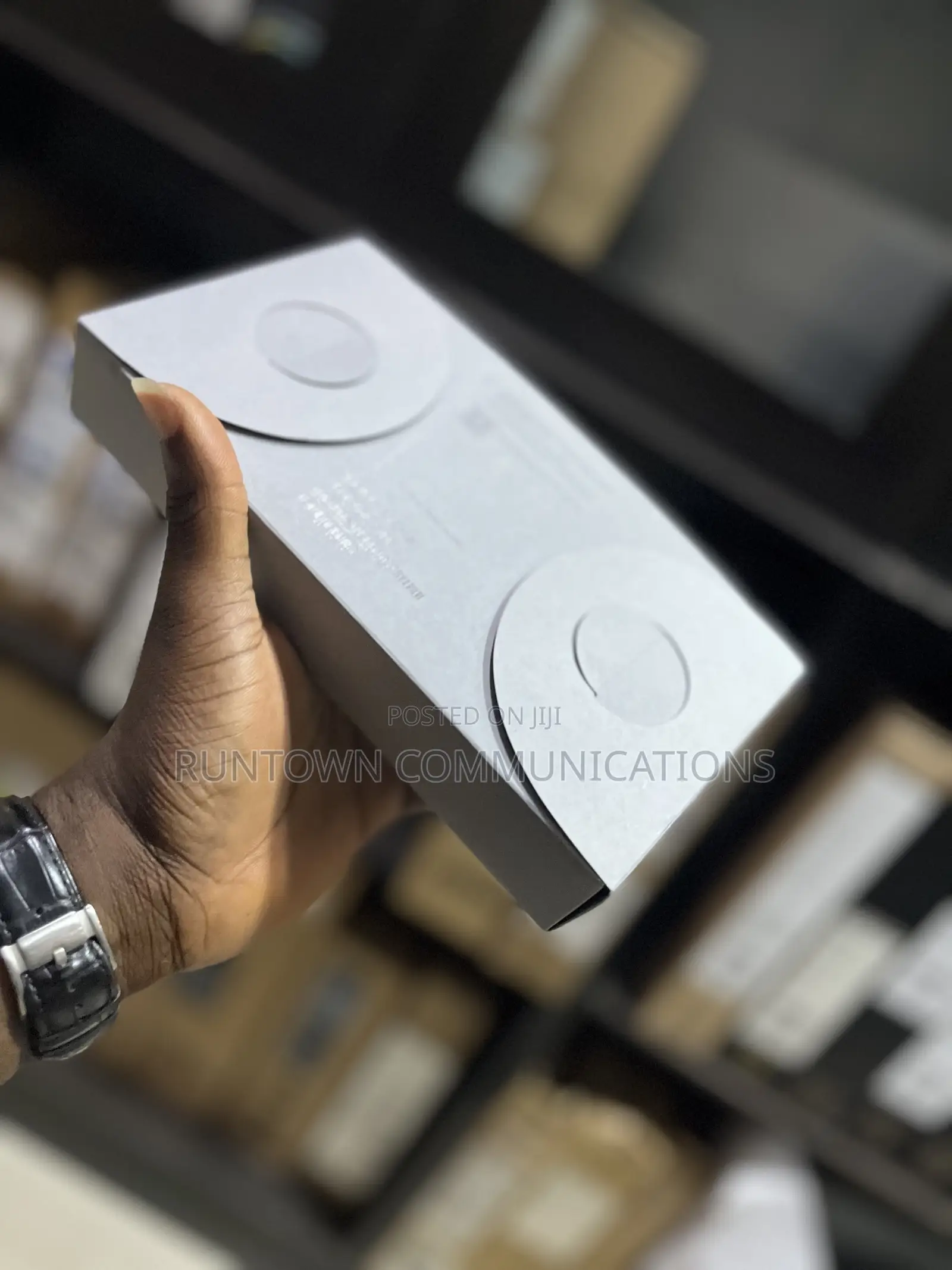 Apple Watch Ultra 4 2026(Black Ocean Band)