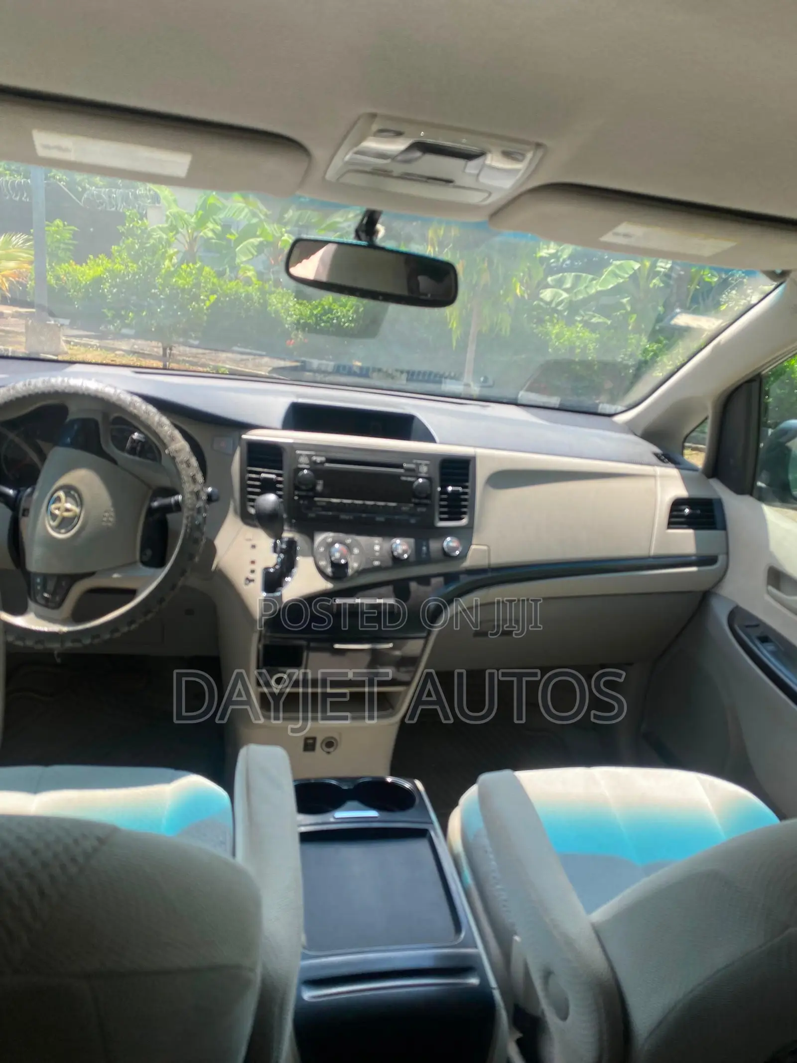 Toyota Sienna LE 8 Passenger 2011 Gray