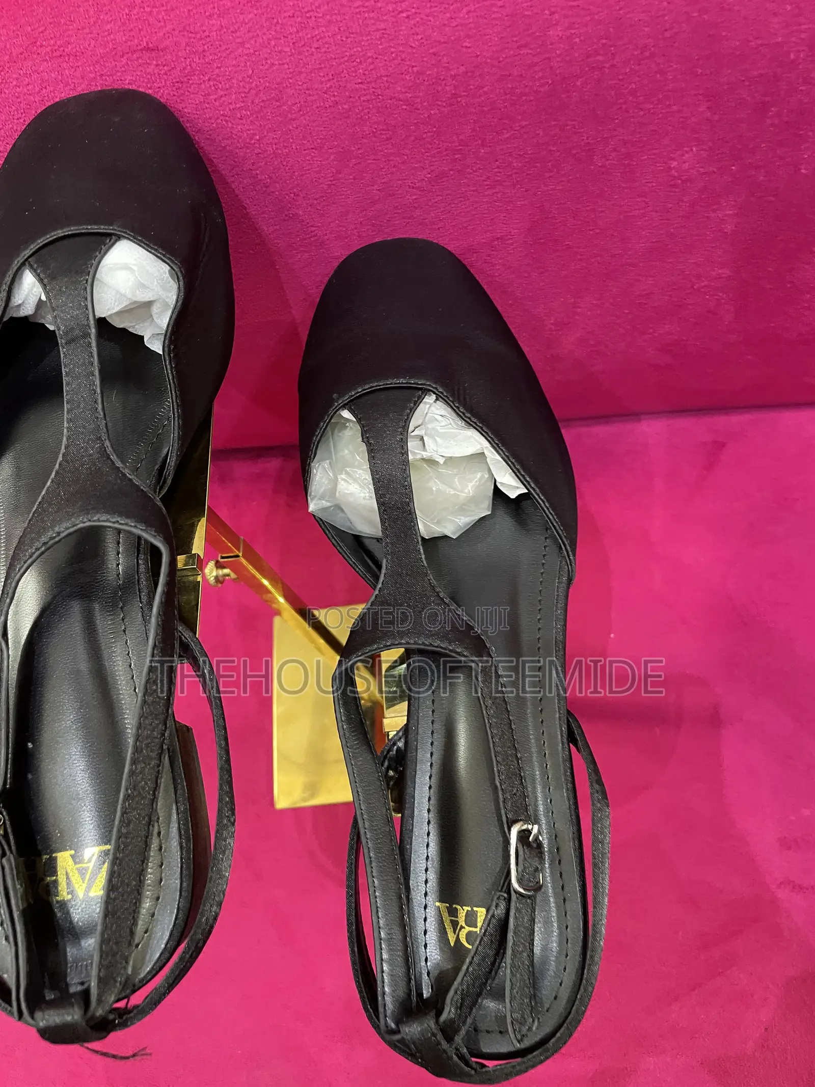 Black Cooperate Sandal for Women
