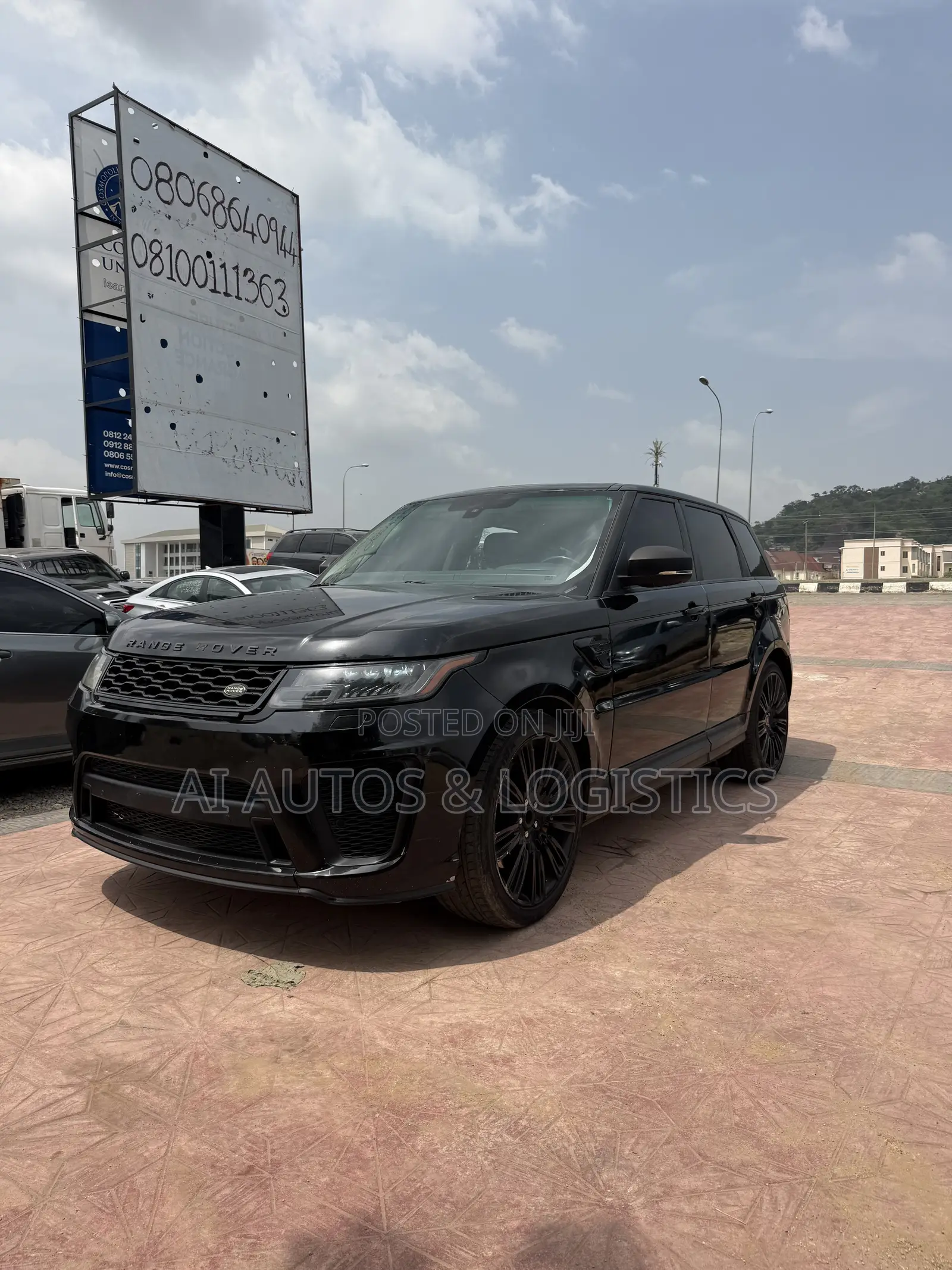 Land Rover Range Rover Sport SVR 2019 Black